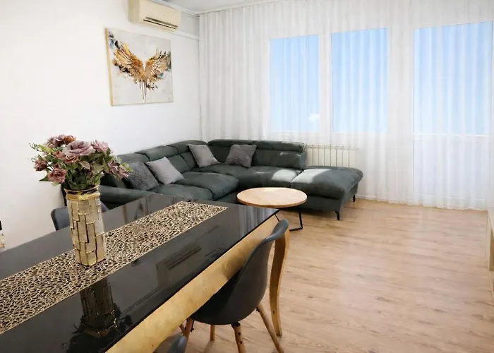 T&m Daire Trogir